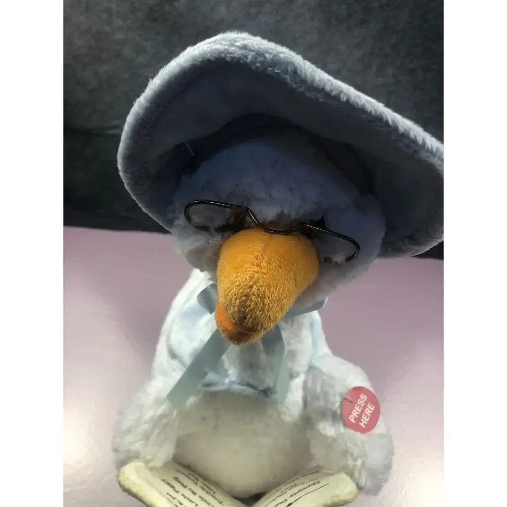 TALKING MOTHER GOOSE PLUSH 16" RECITES 7 CLASSIC NURSERY RHYMES - NEW TAGS - Picture 3 of 10